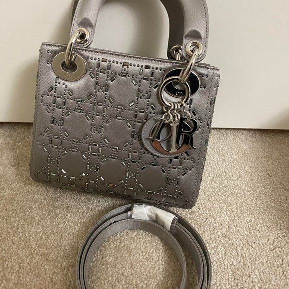 Limited edition Lady Dior mini - Picture 2 of 3